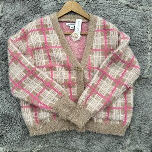 Pink plaid sweater/cardigan. Clear out sale ‼️